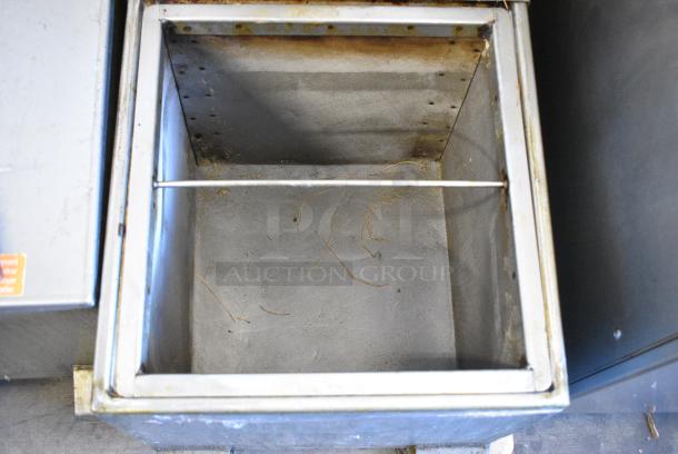 402 Metal Commercial Floor Style Oil Filtration System on Commercial Casters. 120 Volts, 1 Phase. - Image 4 of 6