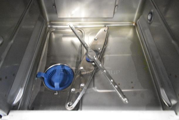BRAND NEW SCRATCH AND DENT! 2024 Hobart LXNR Stainless Steel Commercial Undercounter Dishwasher. 208-240 Volts, 1 Phase. - Image 5 of 7