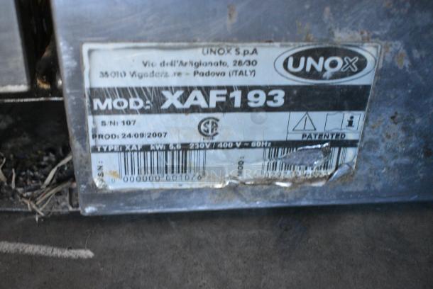 Cadco Unox XAF193 Stainless Steel Commercial Countertop Electric Powered Convection Oven. 230/400 Volts. - Image 5 of 5
