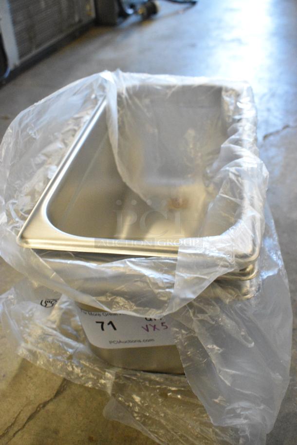 5 Various BRAND NEW! Items Including 922V78184 Vollrath 78184 Stainless Steel 7.25 Qt. Vegetable Inset, 3 Stainless Steel 1/3 Size Drop In Bins and Poly Gravy Boat. 5 Times Your Bid! - Image 4 of 7