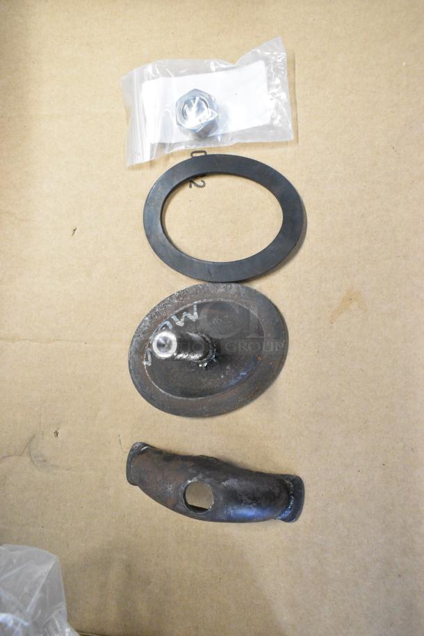 3 BRAND NEW SCRATCH AND DENT! Items Including 185502S512D02 Beverage-Air 502S512D-02 Temperature Controller, 901961330 Vulcan 00-961330 Sabaf Thermostat, HP100335 Cleveland 100335 Svc Cvr Ass'Y Handhole Plate. 3 Times Your Bid! - Image 8 of 13