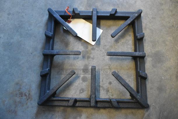 2 BRAND NEW SCRATCH AND DENT! Items Including HP0041578000 Vulcan 00-415780-00003 Wheel, HP0042165200 Vulcan 00-421652-00001 Grate, 12" Square. 2 Times Your Bid! - Image 4 of 5