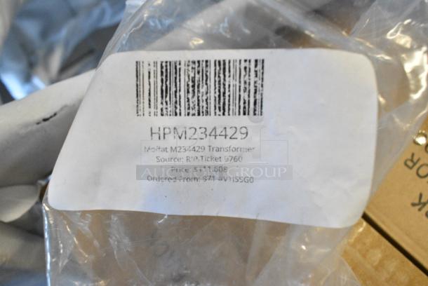 6 BRAND NEW SCRATCH AND DENT! Items Including 3 Hatco R05.30.081.00 Leg, HPM234429 Moffat M234429 Transformer, HP2004116900 Vulcan 00-411690-00002 Timer 240v, 541700237 Main Street Equipment 541700237 Safety Thermopile for Floor Fryers. 6 Times Your Bid! - Image 5 of 9