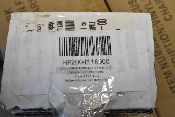 6 BRAND NEW SCRATCH AND DENT! Items Including 3 Hatco R05.30.081.00 Leg, HPM234429 Moffat M234429 Transformer, HP2004116900 Vulcan 00-411690-00002 Timer 240v, 541700237 Main Street Equipment 541700237 Safety Thermopile for Floor Fryers. 6 Times Your Bid! - Image 7 of 9