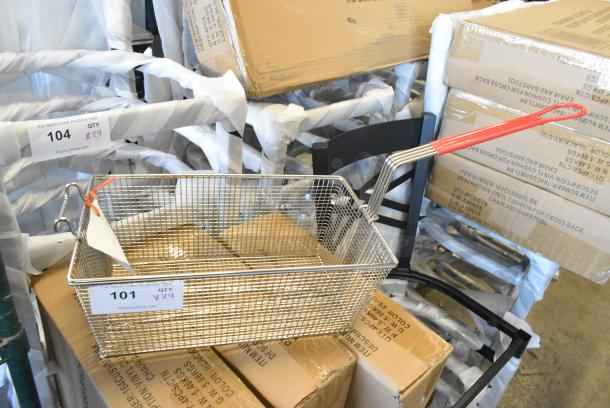 4 BRAND NEW SCRATCH AND DENT! Items Including 3 176STRND7BK Acopa 7" Round Black Metal Display Stand, HP3004992230 Vulcan 00-499223-00004 Basket, Twin Gr85. 4 Times Your Bid! - Image 5 of 7