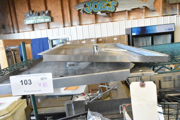 3 BRAND NEW SCRATCH AND DENT! Items Including 3691080220SP Frymaster 1080220SP 20" x 22 1/4" Cover for RE80 Fryers, 3698239414 Frymaster 8239414 14 5/8" x 19 3/8" Stainless Steel Full Pot Fryer Cover, 3698230368 Frymaster 8230368 17" x 18" Chicken / Fish Plate for MJCF Fryers. 3 Times Your Bid! - Image 1 of 7