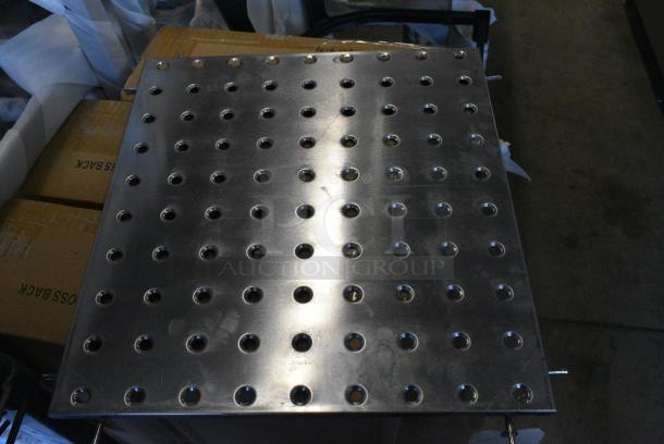 3 BRAND NEW SCRATCH AND DENT! Items Including 3691080220SP Frymaster 1080220SP 20" x 22 1/4" Cover for RE80 Fryers, 3698239414 Frymaster 8239414 14 5/8" x 19 3/8" Stainless Steel Full Pot Fryer Cover, 3698230368 Frymaster 8230368 17" x 18" Chicken / Fish Plate for MJCF Fryers. 3 Times Your Bid! - Image 6 of 7