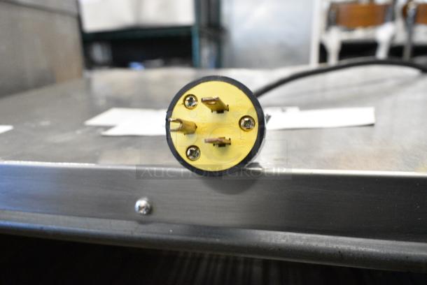 Cadco Unox Roberta XAF003 Stainless Steel Commercial Countertop Electric Powered Convection Oven. 120 Volts, 1 Phase. Tested and Does Not Power On - Image 5 of 6