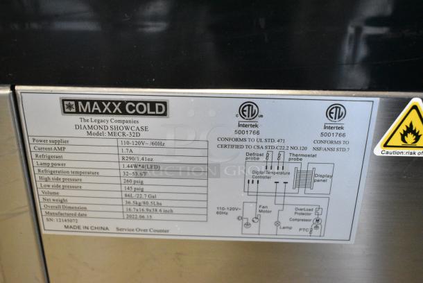 Maxx Cold MECR-32D Stainless Steel Commercial Countertop Merchandiser Display Case. 110-120 Volts, 1 Phase. Tested and Working! - Image 5 of 5