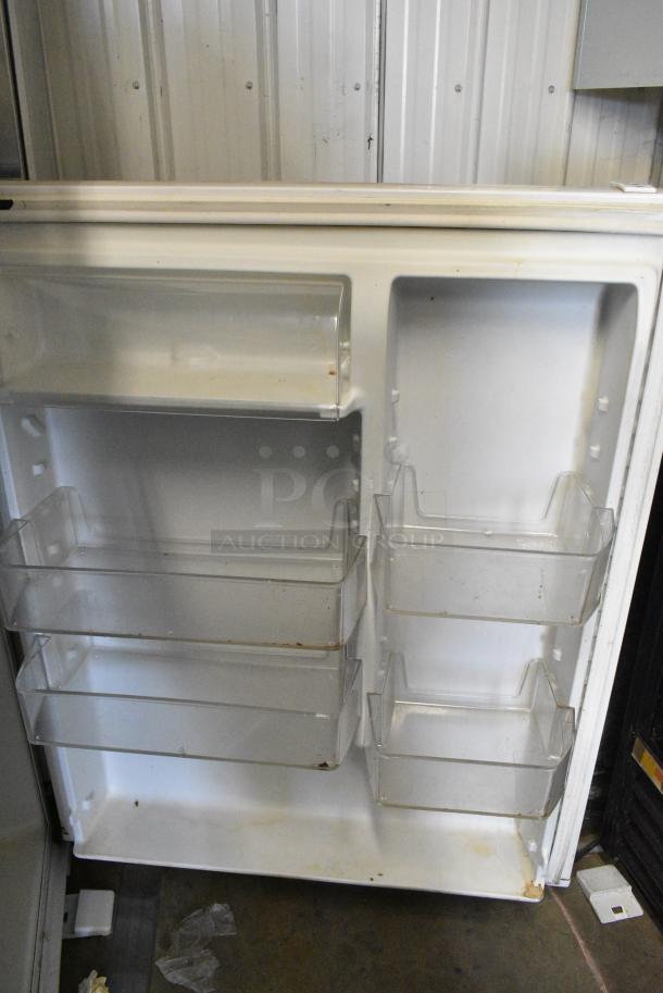 Whirlpool WRT511SZDW00 Metal Cooler w/ Freezer. 115 Volts, 1 Phase. Tested and Working! - Image 5 of 6