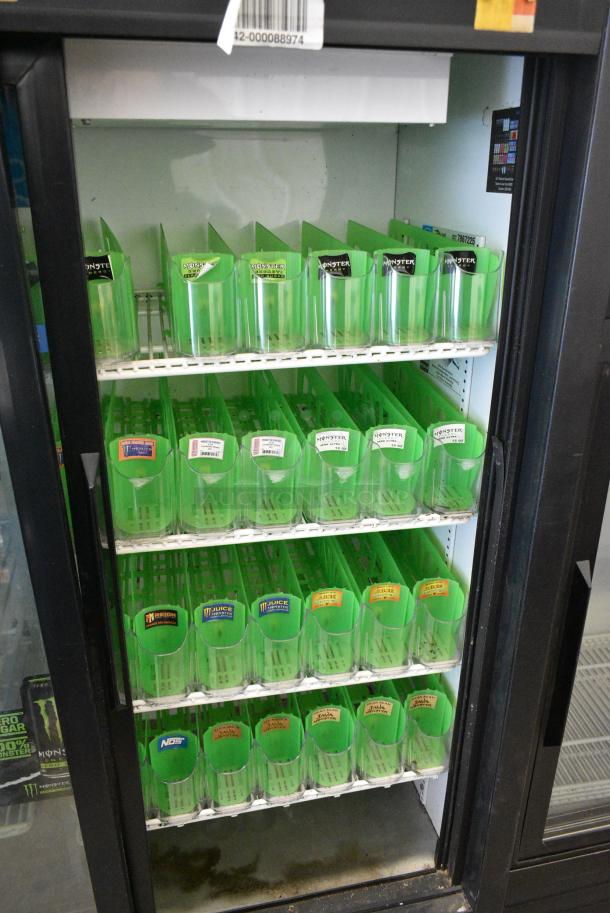 True GDM-41SL-60-LD Metal Commercial 2 Door Reach In Cooler Merchandiser w/ Poly Coated Racks. 115 Volts, 1 Phase. Tested and Working! - Image 4 of 5