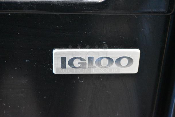 Igloo IRF32BK Mini Cooler. 115 Volts, 1 Phase. Tested and Powers On But Does Not Get Cold - Image 2 of 5