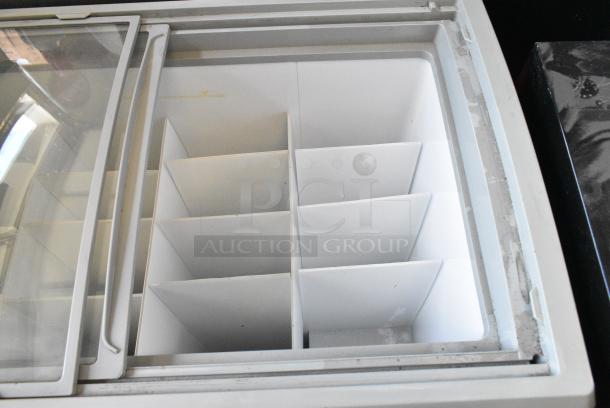 Excellence VBN-4 Metal Chest Freezer Merchandiser on Commercial Casters. 115 Volts, 1 Phase. Tested and Working! - Image 2 of 5