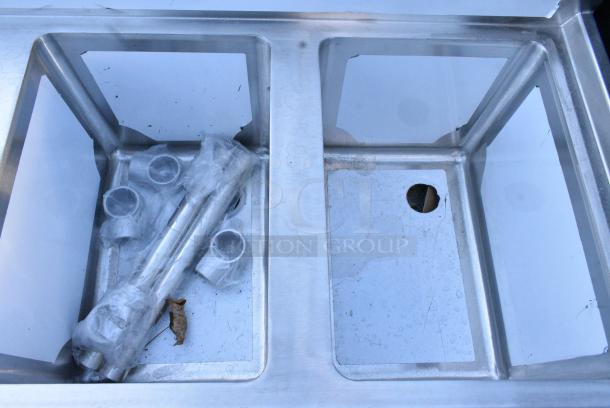 BRAND NEW SCRATCH AND DENT! Steelton 522BS3T38 3 Bowl 18 Gauge Underbar Sink - 38" x 18 3/4". - Image 4 of 4
