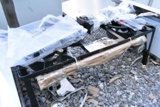 BRAND NEW SCRATCH AND DENT! Black Metal Propane Gas Powered 2 Burner Range.