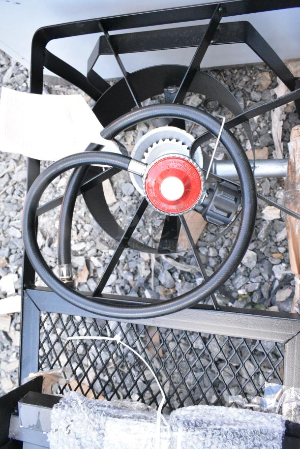 BRAND NEW SCRATCH AND DENT! Black Metal Propane Gas Powered 2 Burner Range. - Image 2 of 3