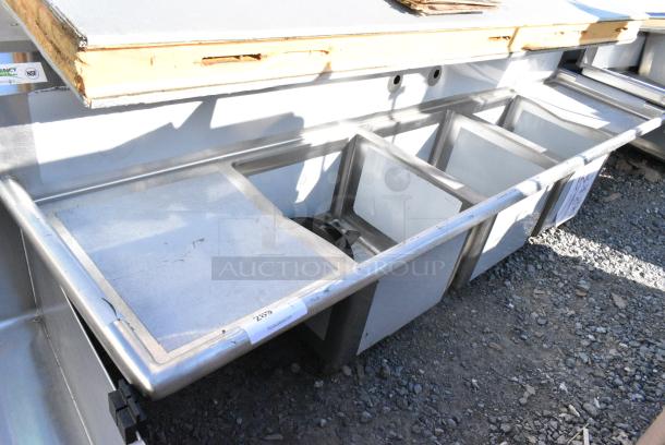 BRAND NEW SCRATCH AND DENT! Regency 600S31717218 Stainless Steel 3 Bay Sink w/ Dual Drain Boards. No Legs. - Image 1 of 3