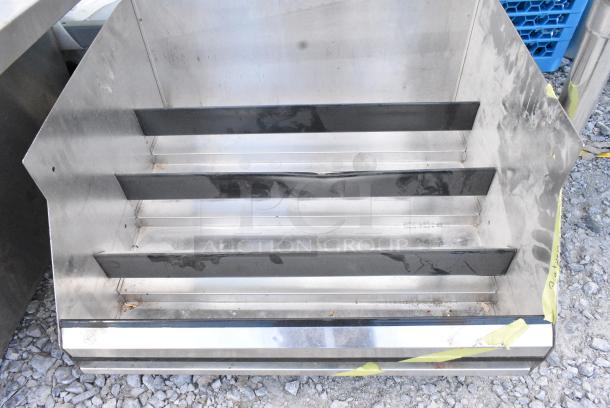 Krowne KR18-24RD Stainless Steel Bottle Display Rack. - Image 2 of 3