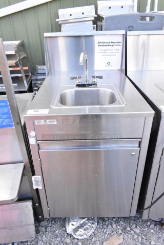 QualServ Stainless Steel Single Bay Portable Sink on Commercial Casters. - Item #1155284