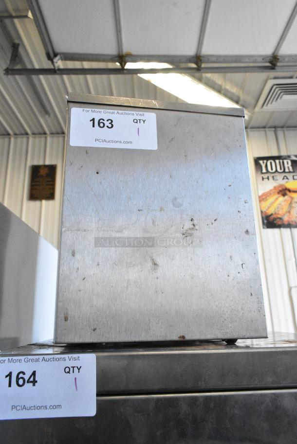 Milkmate 2005 Espresso Milk Cooler. 120 Volts, 1 Phase. Tested and Powers On But Does Not Get Cold - Image 2 of 4