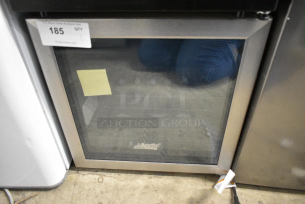 Arctic King ARV48B1AST Mini Cooler Merchandiser. 115 Volts, 1 Phase. Tested and Powers On But Does Not Get Cold - Image 1 of 4