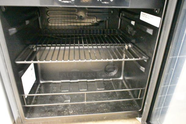 Arctic King ARV48B1AST Mini Cooler Merchandiser. 115 Volts, 1 Phase. Tested and Powers On But Does Not Get Cold - Image 3 of 4
