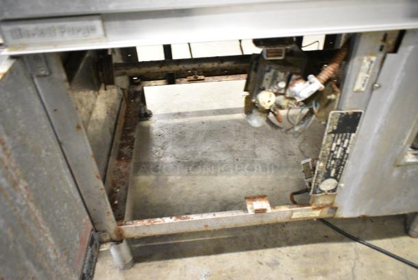 Market Forge I 53C Stainless Steel Commercial Floor Style Natural Gas Powered Braising Pan. 76,000 BTU. - Image 4 of 5