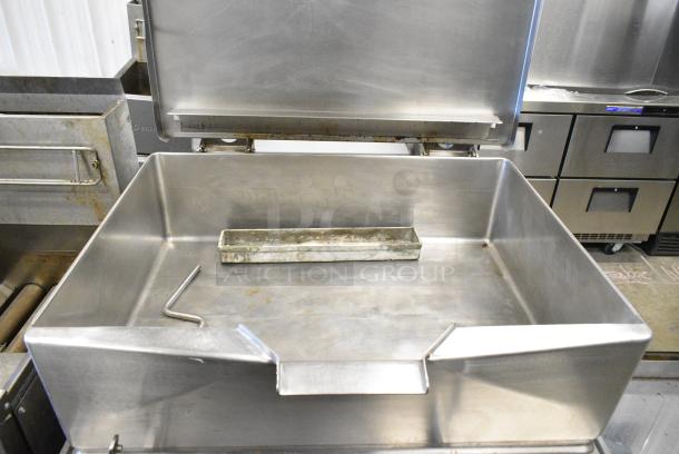 Market Forge 1530 Stainless Steel Commercial Floor Style Natural Gas Powered Braising Pan. 76,000 BTU. - Image 3 of 6