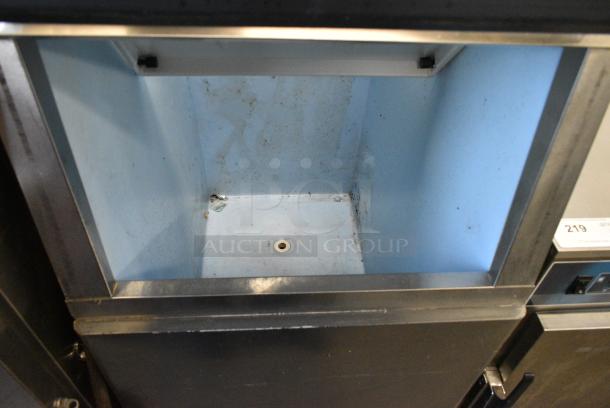 Hoshizaki B-300PF Metal Commercial Ice Bin. - Image 3 of 4