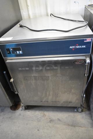 2016 Alto Shaam 750-S Stainless Steel Commercial Heated Holding Cabinet on Commercial Casters. 120 Volts, 1` Phase. Tested and Working!