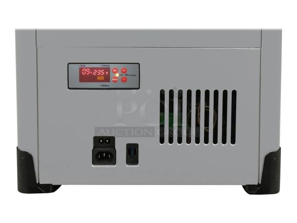BRAND NEW SCRATCH AND DENT! Whynter FM-452SG Elite 45 Quart SlimFit Portable Freezer/Refrigerator. 115 Volts, 1 Phase. Tested and Working! - Image 1 of 5