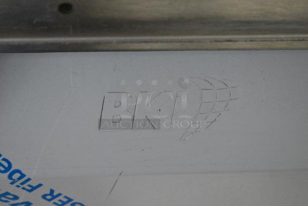 BRAND NEW! 2016 BKI HSS4-2TSQ Stainless Steel Commercial Floor Style 2 Tier Warming Display Case Merchandiser. 230 Volts, 1 Phase. - Image 2 of 3