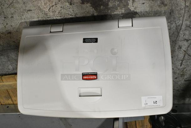 Rubbermaid Poly Wall Mount Diaper Changing Station. - Image 1 of 5