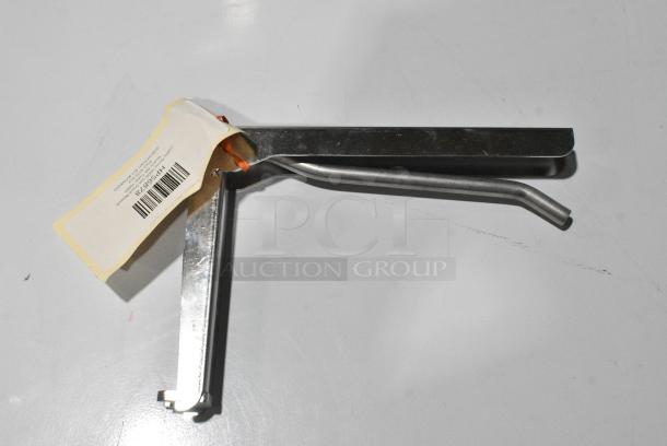 4 BRAND NEW IN BOX! Items Including 952M235420 Moffat M235420 Fan Puller for E28, E27, and E23 Series, 952M237448K Moffat M237448K Temperature Probe Kit for E32 Series, HP79213 Henny Penny 79213 Transducer-Pressure 30 Psi, HP56878 Henny Penny 56878 Gas Shock Wrench. 4 Times Your Bid! - Image 9 of 10