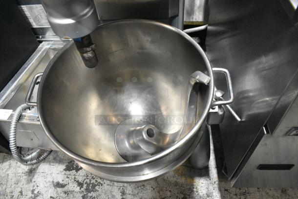 Hobart H-600 Metal Commercial Floor Style 60 Quart Planetary Dough Mixer w/ Stainless Steel Mixing Bowl and Dough Hook Attachment. 230 Volts, 1 Phase. - Image 5 of 6