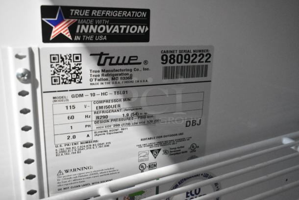 2019 True GDM-10-HC Metal Commercial Single Door Reach In Cooler Merchandiser w/ Poly Coated Racks. 115 Volts, 1 Phase. Tested and Working! - Image 3 of 3