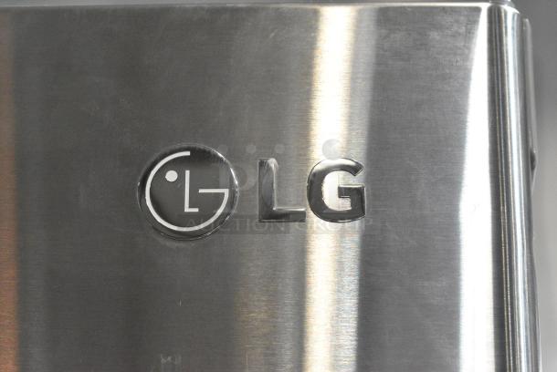 BRAND NEW SCRATCH AND DENT! LG Stainless Steel Cooler w/ Freezer and Water/Ice Dispenser. Tested and Powers On But Does Not Get Cold - Image 2 of 9
