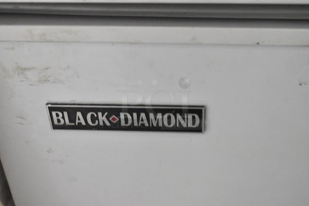 Black Diamond BDCF-5 Chest Freezer, 115 Volts, 1 Phase. Tested and Powers On But Does Not Get Cold - Image 2 of 4