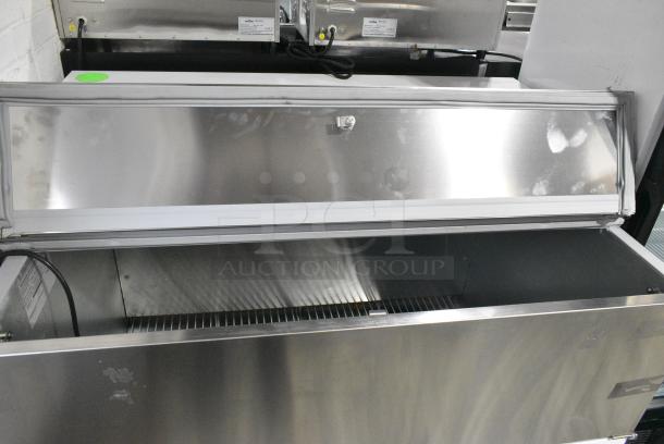 BRAND NEW SCRATCH AND DENT! Beverage Air SMF49HC-1-W Metal Commercial Milk Cooler on Commercial Casters. 115 Volts, 1 Phase. Tested and Working! - Image 4 of 8