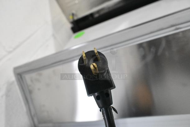 BRAND NEW SCRATCH AND DENT! Beverage Air SMF49HC-1-W Metal Commercial Milk Cooler on Commercial Casters. 115 Volts, 1 Phase. Tested and Working! - Image 5 of 8