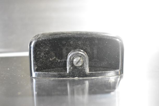 Lot of Approximately 100 NEW Knobs - Image 4 of 5