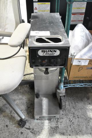 Bunn STFAP-15 Stainless Steel Commercial Countertop Coffee Machine w/ Metal Brew Basket. 120 Volts, 1 Phase.