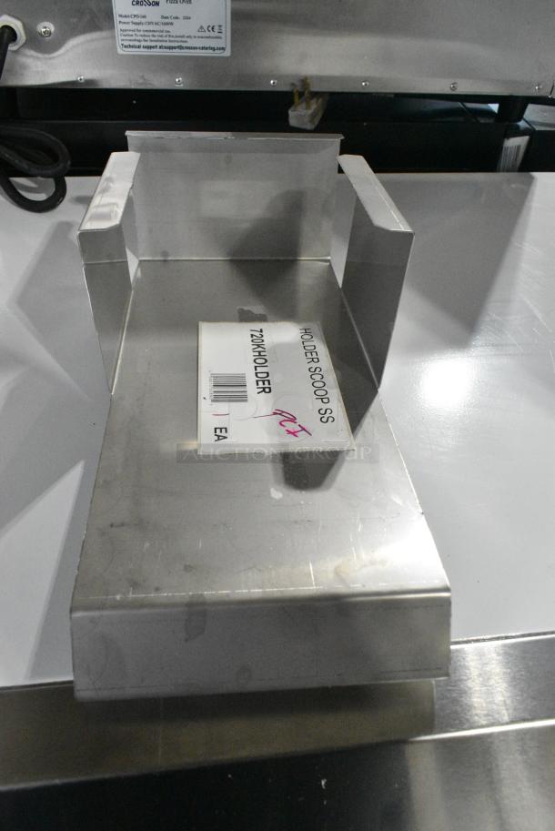 3 BRAND NEW SCRATCH AND DENT! Items Including Scotsman KHOLDER Stainless Steel Scoop Holder, 271436407 Carlisle 436407 Spectrum 64 oz. Clear Polycarbonate Utility Scoop, San Jamar Poly Wall Mount Toilet Paper Dispenser. 3 Times Your Bid! - Image 3 of 8