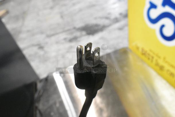 JDM-40SD Metal Commercial 2 Door Reach In Cooler Merchandiser w/ Poly Coated Racks on Commercial Casters. 115 Volts, 1 Phase. Tested and Working! - Image 4 of 7