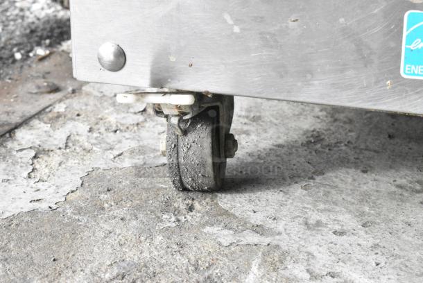 Winston CVap B Series HC4009GE Stainless Steel Commercial Heated Holding Cabinet on Commercial Casters. 120 Volts, 1 Phase. Cannot Test - Unit Needs New Power Switch - Image 4 of 7