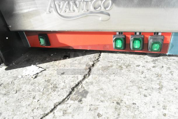 BRAND NEW SCRATCH AND DENT! 2023 Avantco 177VBE102M Stainless Steel Electric 65 lb. Vertical Broiler. 208/240 Volts, 1 Phase. - Image 5 of 7