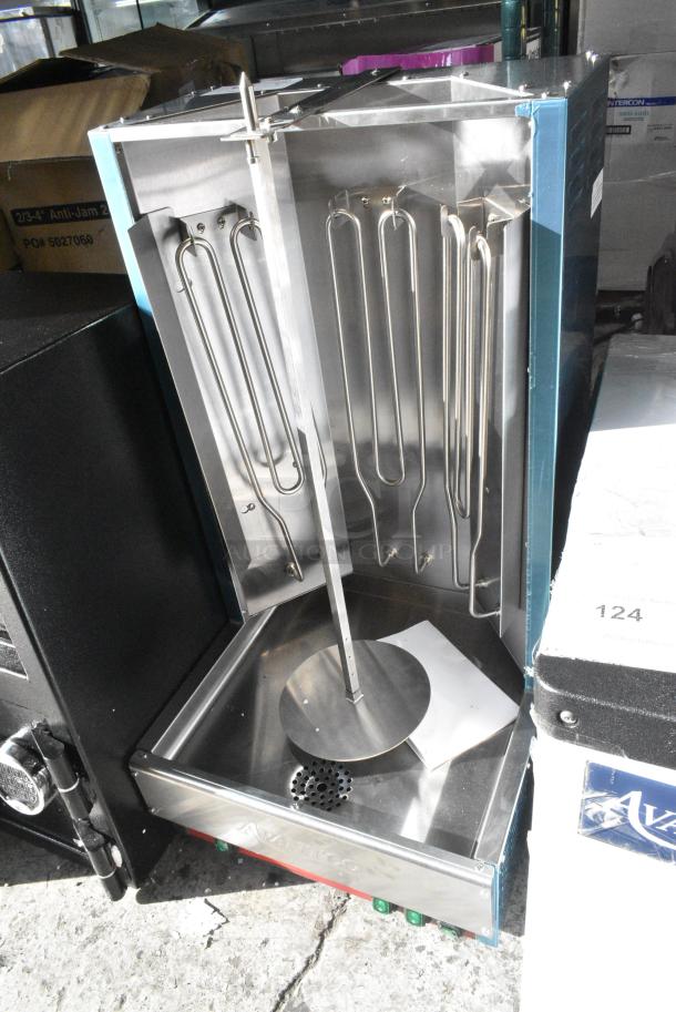 BRAND NEW SCRATCH AND DENT! 2023 Avantco 177VBE102M Stainless Steel Electric 65 lb. Vertical Broiler. 208/240 Volts, 1 Phase. - Image 6 of 7