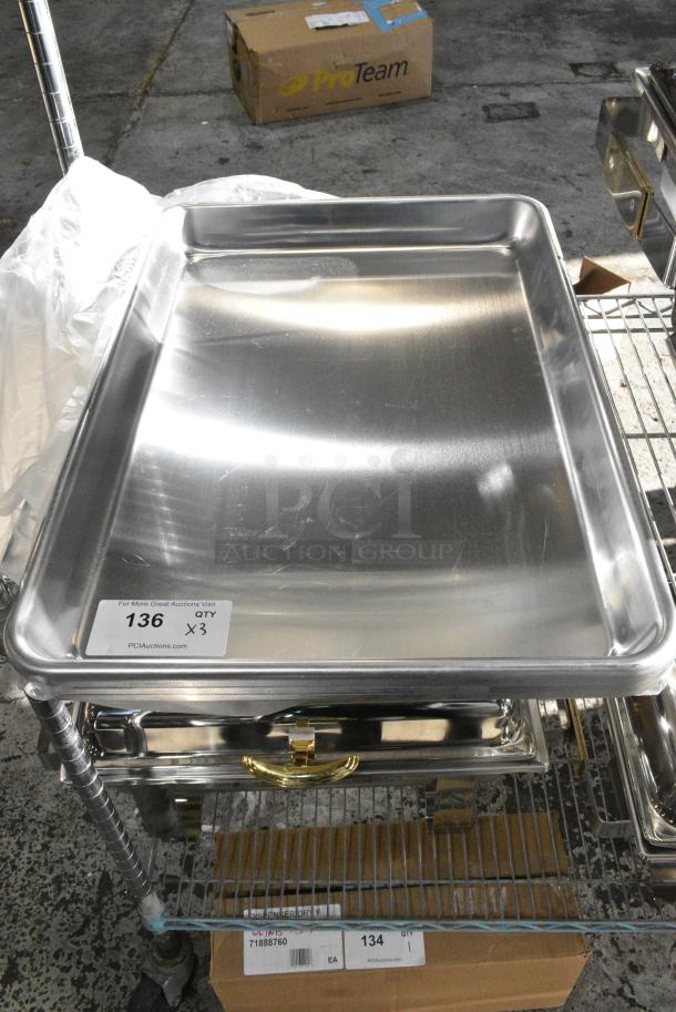 3 BRAND NEW SCRATCH AND DENT! 471ALRP1826 Choice Aluminum Roasting Pan. 3 Times Your Bid! - Image 1 of 4