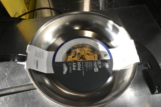 BRAND NEW SCRATCH AND DENT! Vollrath 692114 Tribute 14" Tri-Ply Stainless Steel Fry Pan with Black Silicone Handle 692114 - Image 3 of 5
