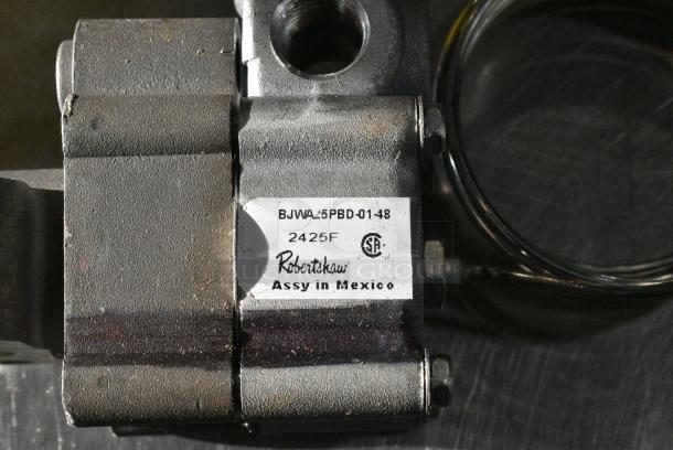 BRAND NEW SCRATCH AND DENT! 683BJWA25PBD0148 Robertshaw BJWA25PBD-01-48 Gas Thermostat; Type BJWA; Temperature 0-500 Degrees Fahrenheit; 48" Capillary - Image 8 of 8